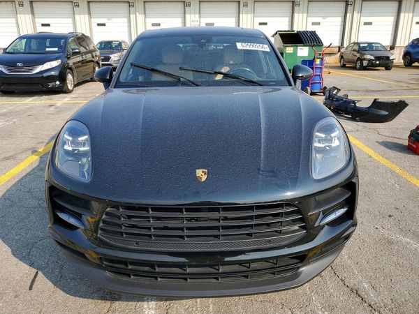 2020 PORSCHE MACAN