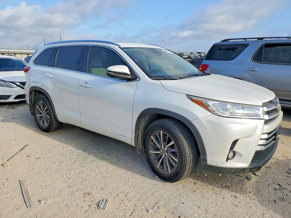 2017 TOYOTA HIGHLANDER SE/XLE