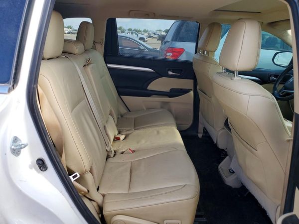 2017 TOYOTA HIGHLANDER SE/XLE