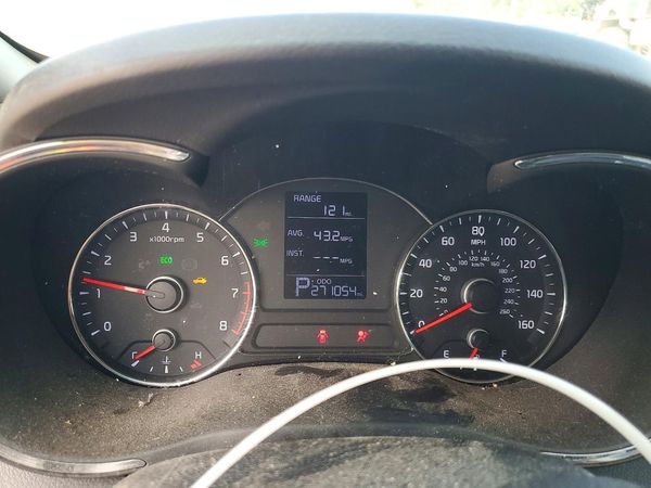 2016 KIA FORTE GL (Middle-Low Grade)