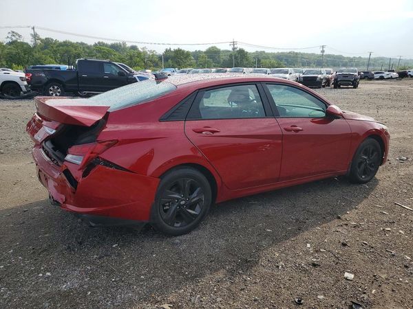 2023 HYUNDAI ELANTRA