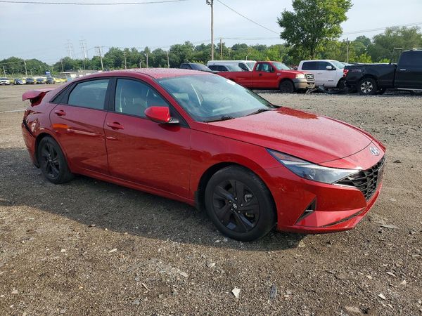 2023 HYUNDAI ELANTRA
