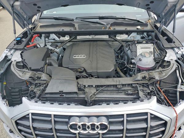 2023 AUDI Q5 quattro Premium Plus