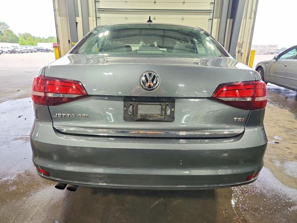 2017 VOLKSWAGEN JETTA SEL, SEL Premium — DIRR