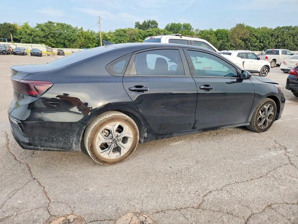 2021 KIA FORTE FE, LXS