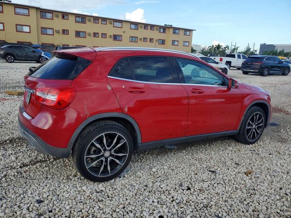 2015 MERCEDES-BENZ GLA GLA250 4-MATIC