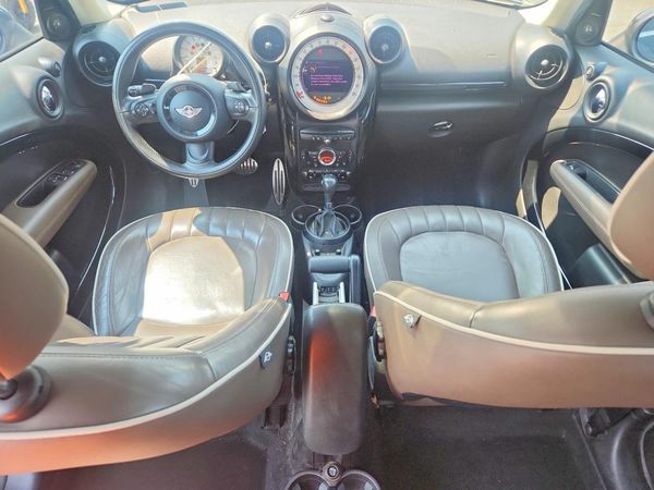 2014 MINI COOPER