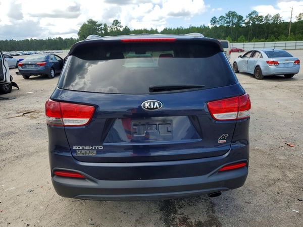 2016 KIA SORENTO L / LX