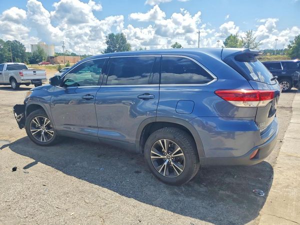 2019 TOYOTA HIGHLANDER LE/LE Plus