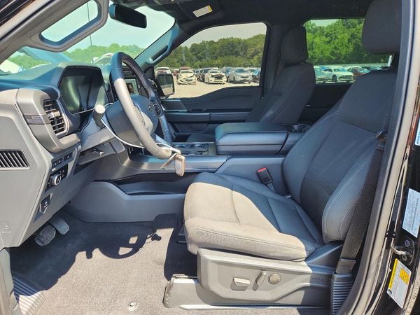 2024 FORD F150