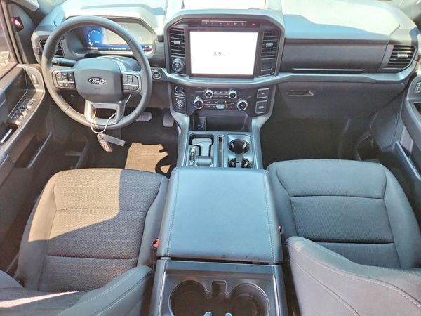 2024 FORD F150