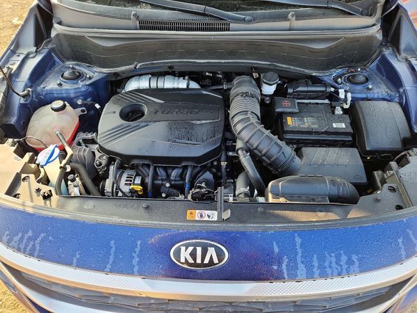 2021 KIA SELTOS SX