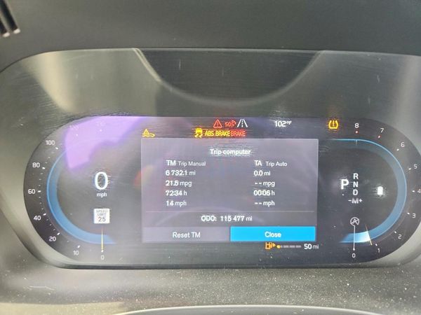 2022 VOLVO XC60