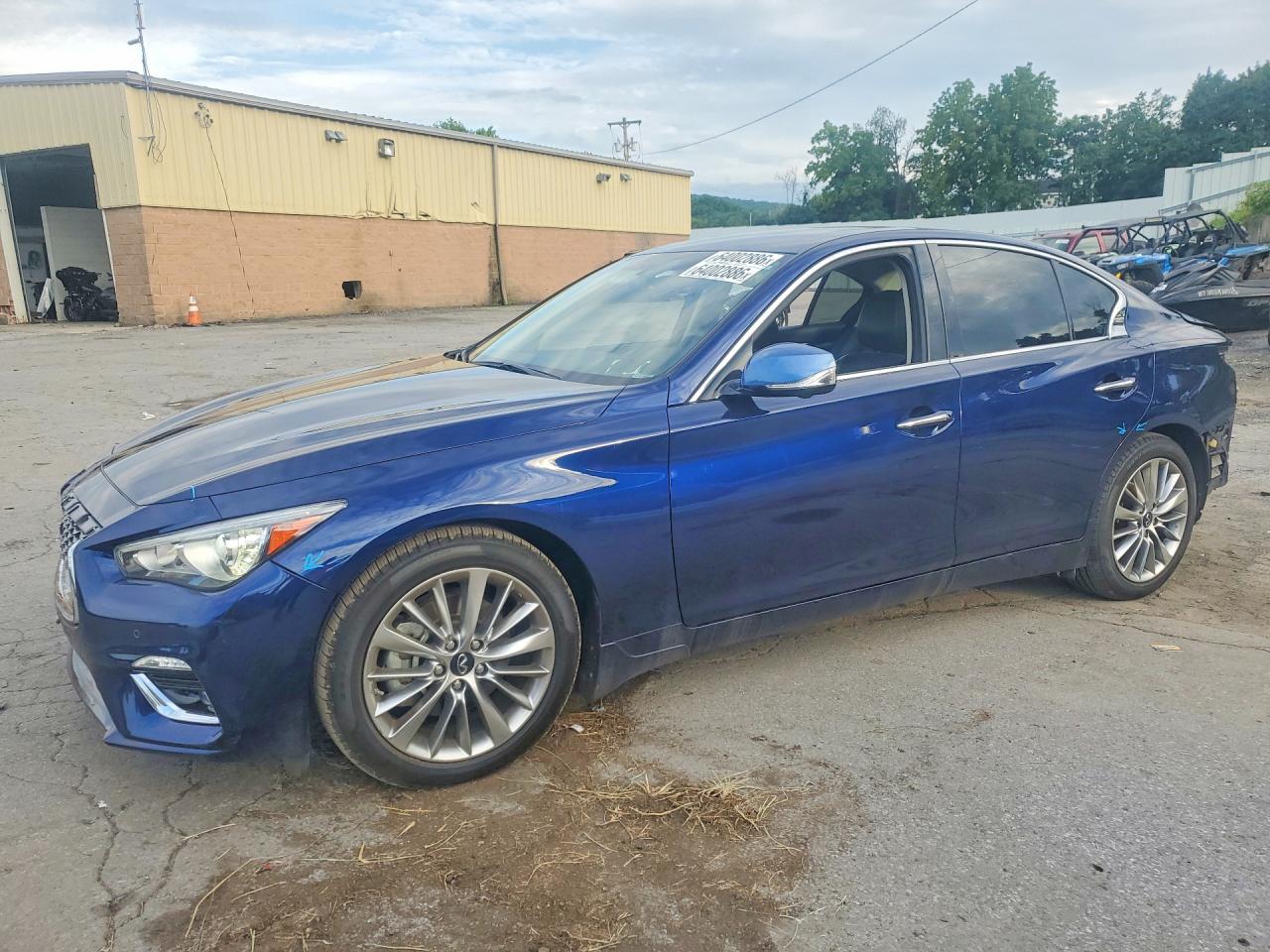 2022 INFINITI Q50 LUXE