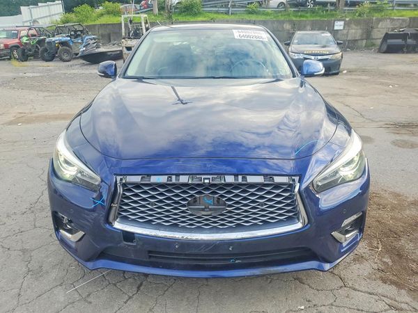 2022 INFINITI Q50 LUXE