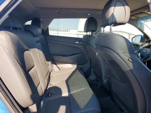 2017 HYUNDAI TUCSON