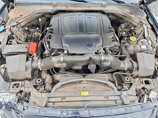 2017 JAGUAR XE Premium