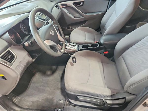 2013 HYUNDAI ELANTRA