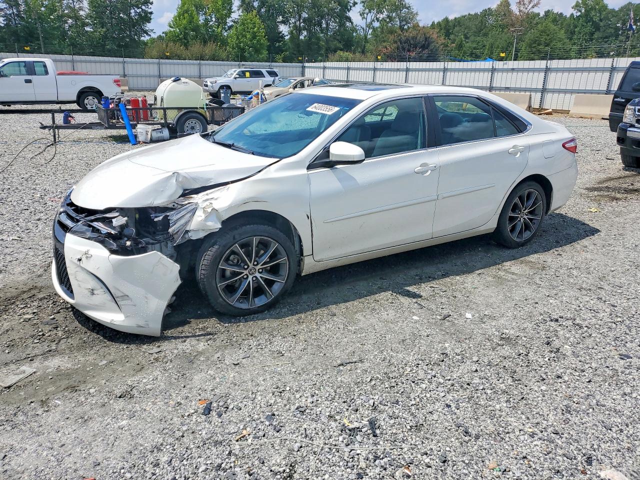 2015 TOYOTA CAMRY