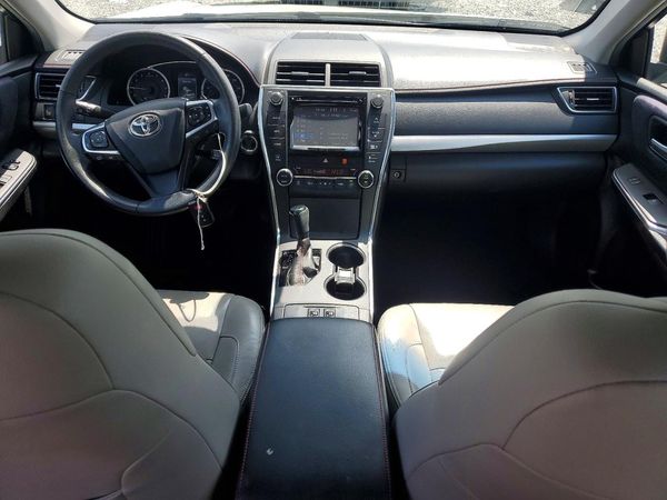 2015 TOYOTA CAMRY