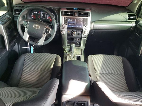 2022 TOYOTA 4RUNNER SR5
