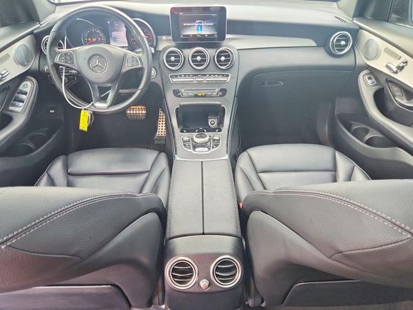 2019 MERCEDES-BENZ GLC GLC 300-4M