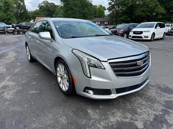 2019 CADILLAC XTS Luxury