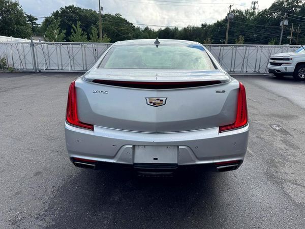 2019 CADILLAC XTS Luxury