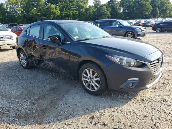 2015 MAZDA 3