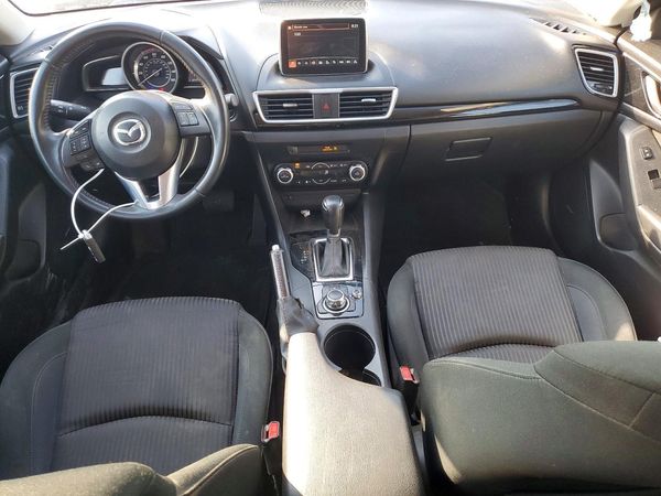 2015 MAZDA 3