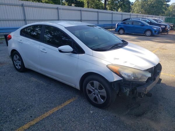 2016 KIA FORTE