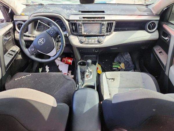 2017 TOYOTA RAV4 XLE