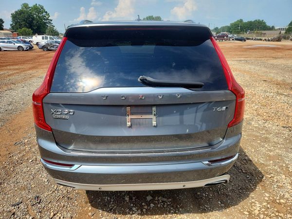 2019 VOLVO XC90