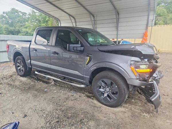 2025 FORD F150