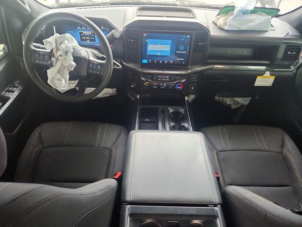 2025 FORD F150