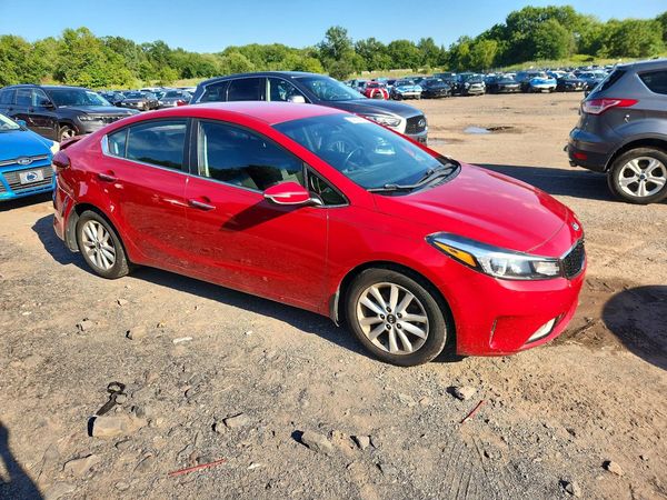 2017 KIA FORTE LX Popular, S