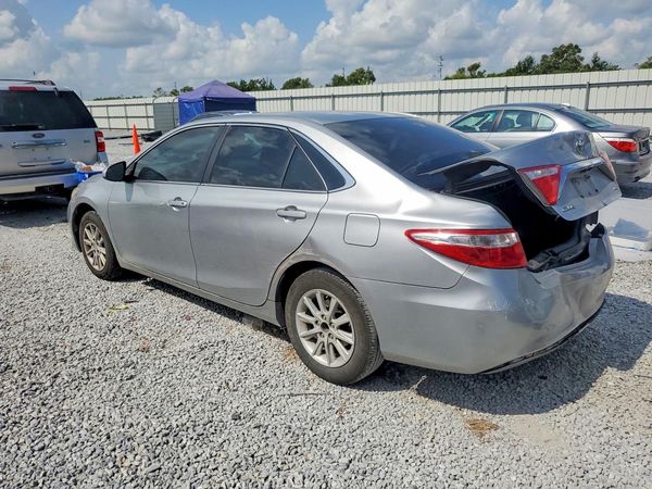 2016 TOYOTA CAMRY