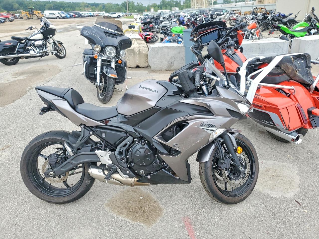 2021 KAWASAKI EX650