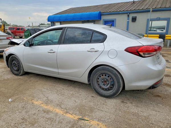 2017 KIA FORTE