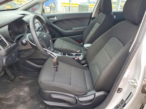 2017 KIA FORTE