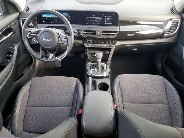 2024 KIA SELTOS S, X-Line