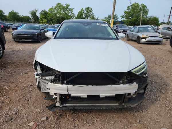 2019 AUDI A8 quattro L