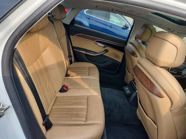2019 AUDI A8 quattro L