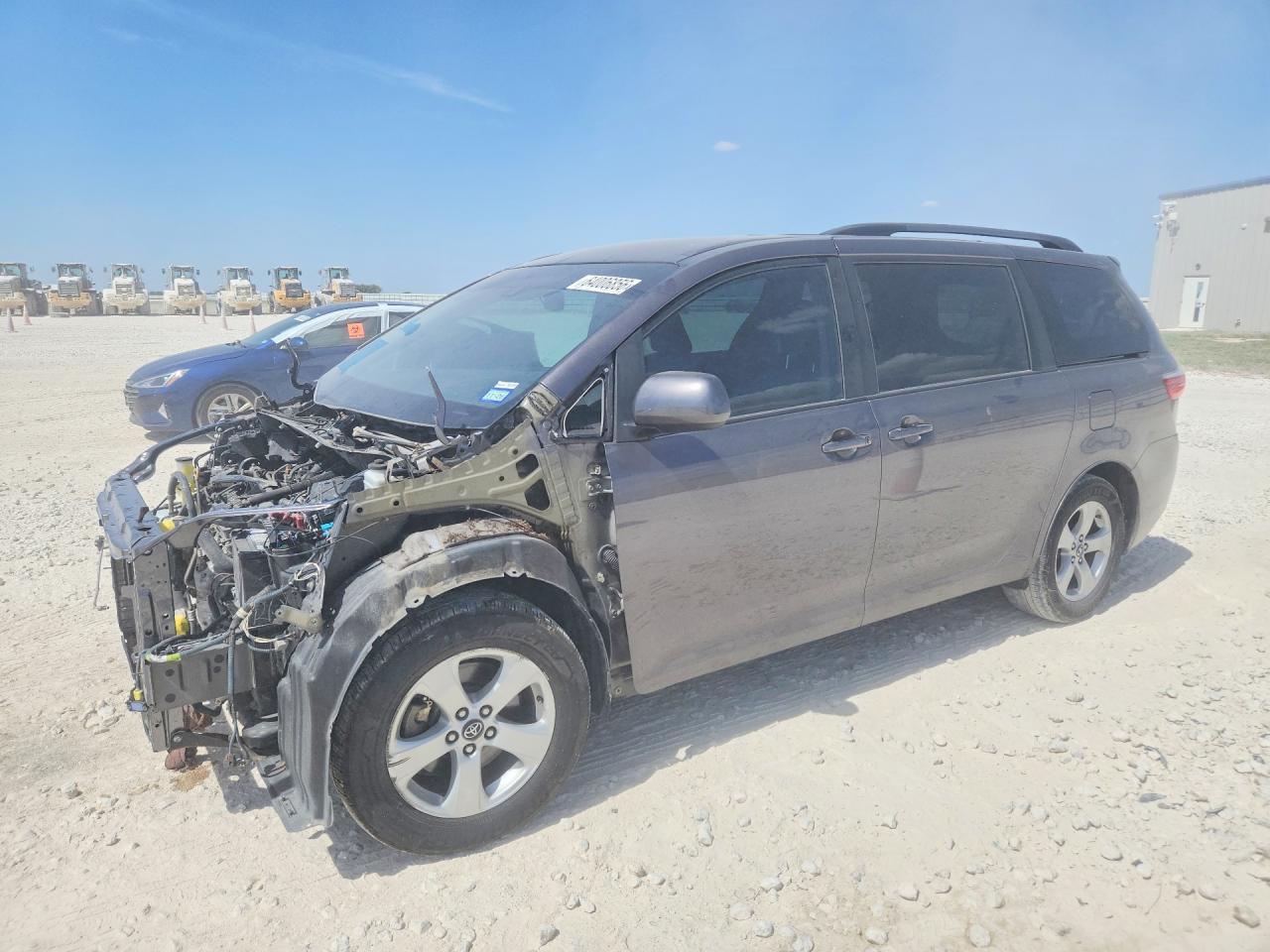 2019 TOYOTA SIENNA