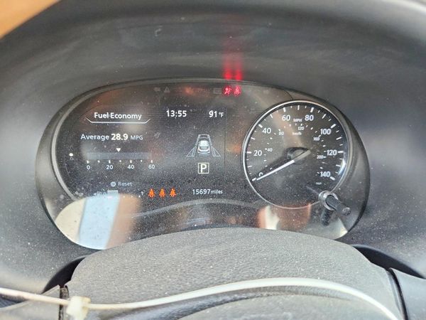 2024 NISSAN KICKS