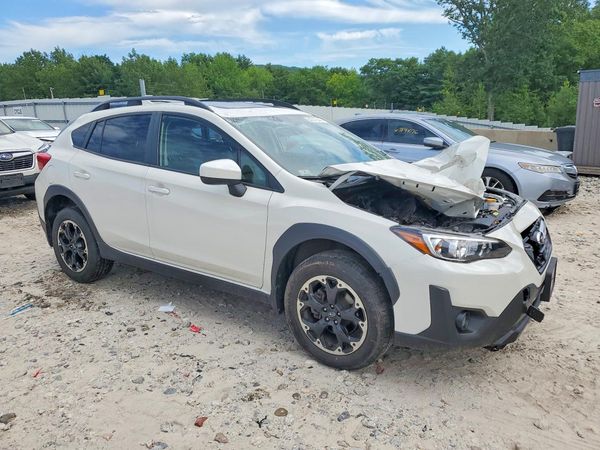 2023 SUBARU CROSSTREK Premium