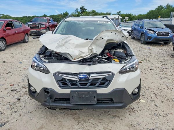 2023 SUBARU CROSSTREK Premium