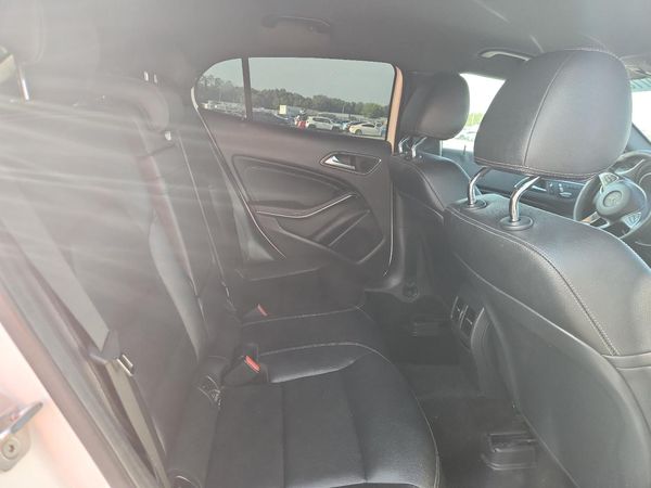 2018 MERCEDES-BENZ GLA