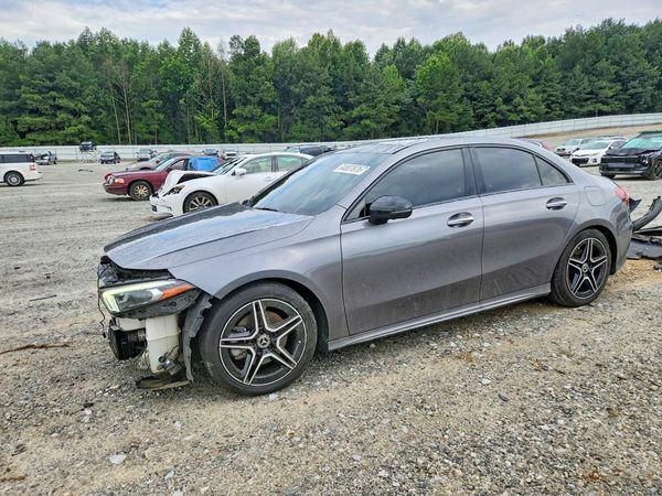 2021 MERCEDES-BENZ A A220