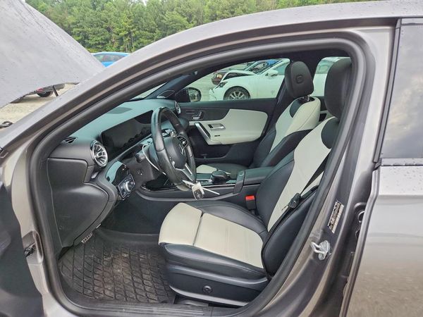 2021 MERCEDES-BENZ A A220